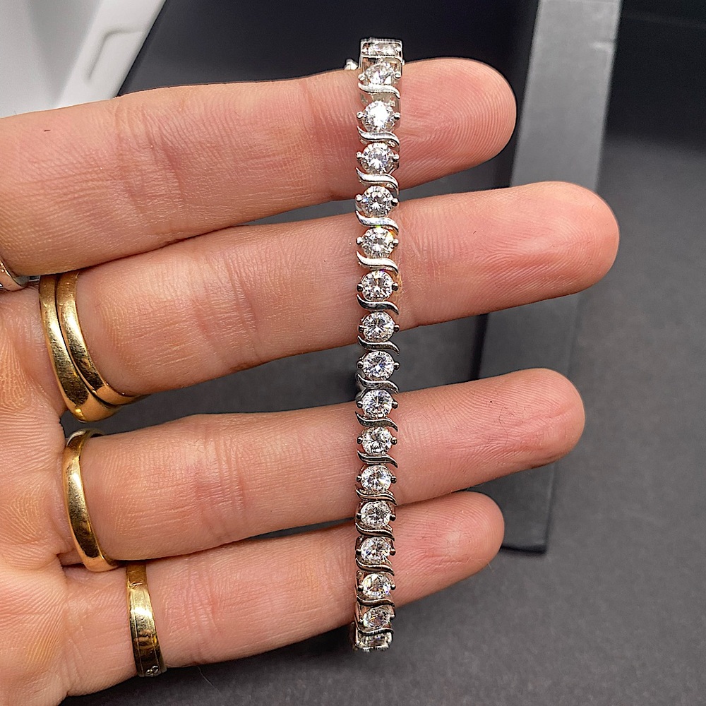 TENNIS BRACELET - Silver Bracelet with Synthetic Diamonds - Picture 3 of 17